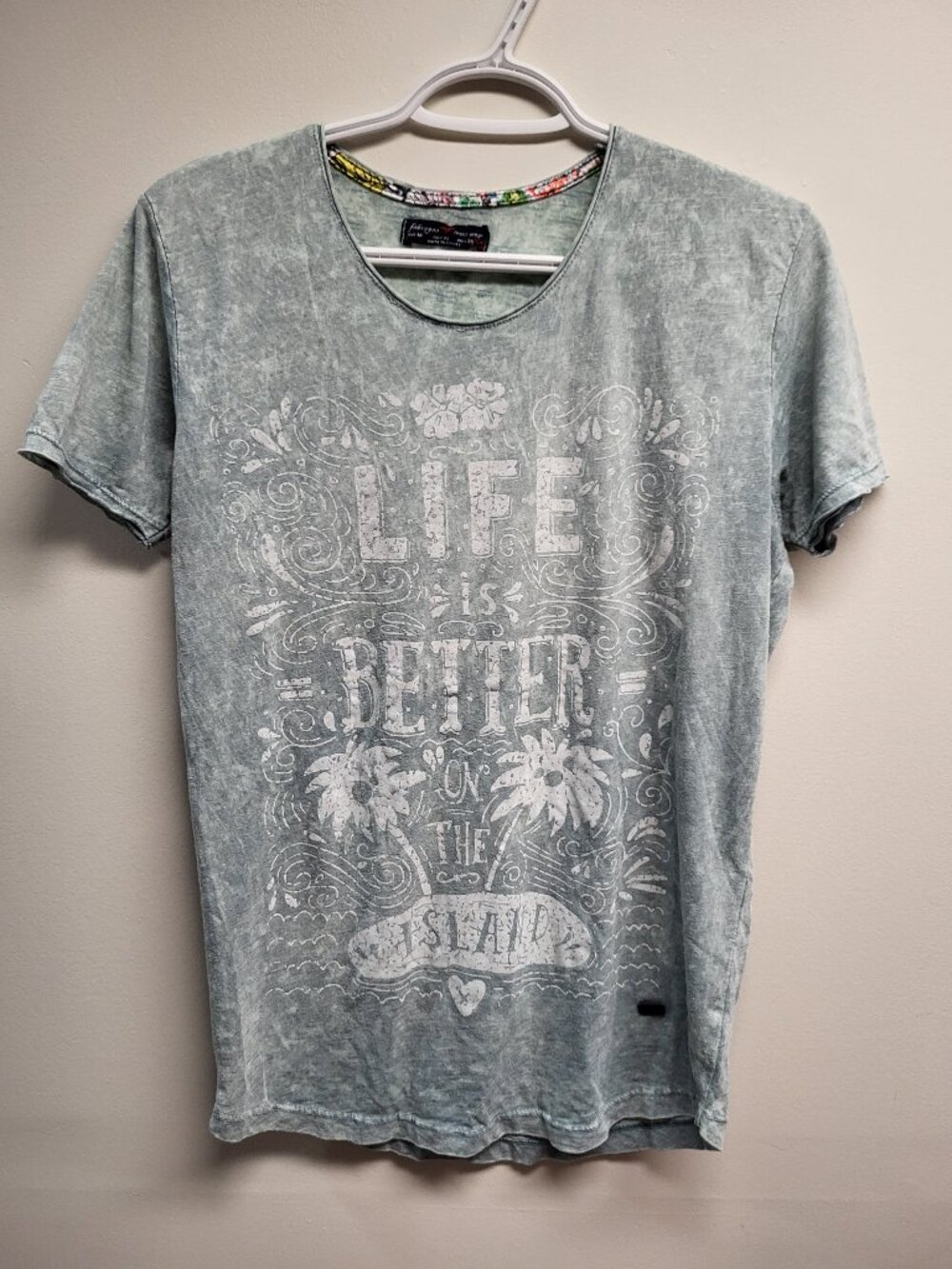 Fabregas Men's Medium Life Is Better On The Island Graphic T Shirt Green Tee